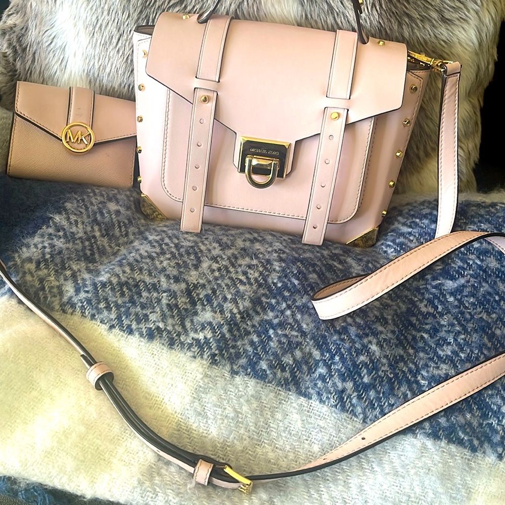 Michael Kors purse and matching wallet. Baby pink set.